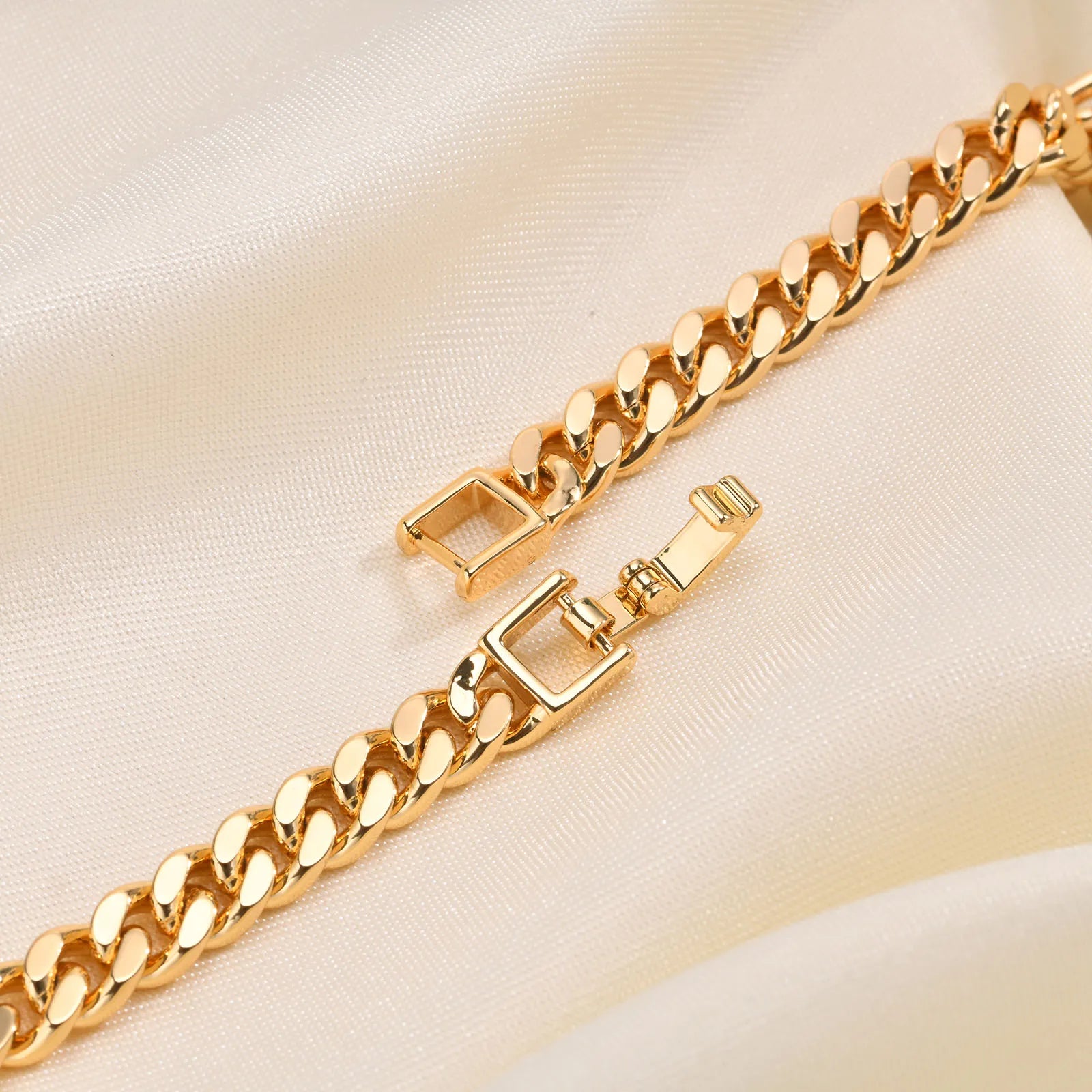 18k Gold Diamond Bar Cuban Link Bracelet - Drip Culture Jewelry
