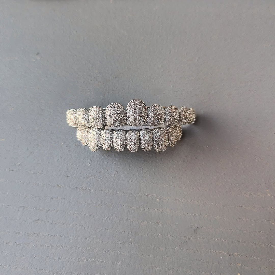 18k Gold Diamond Grillz - Drip Culture Jewelry