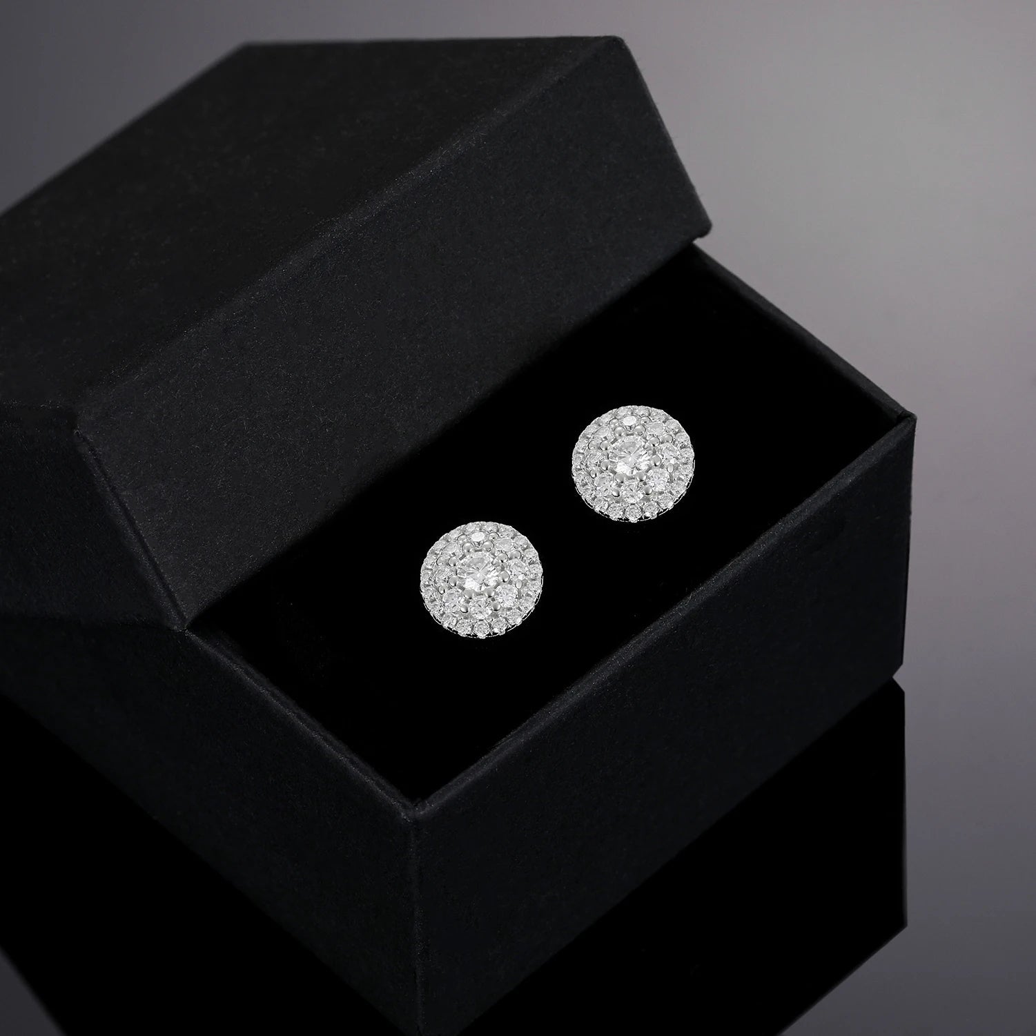 18k Gold Moissanite Diamond Cluster Earrings - Drip Culture Jewelry