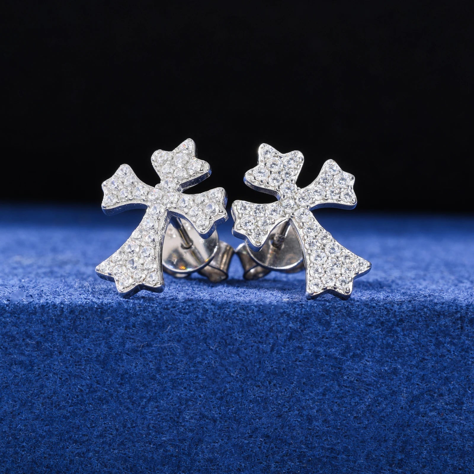 18k Gold Moissanite Diamond Cross Earrings - Drip Culture Jewelry
