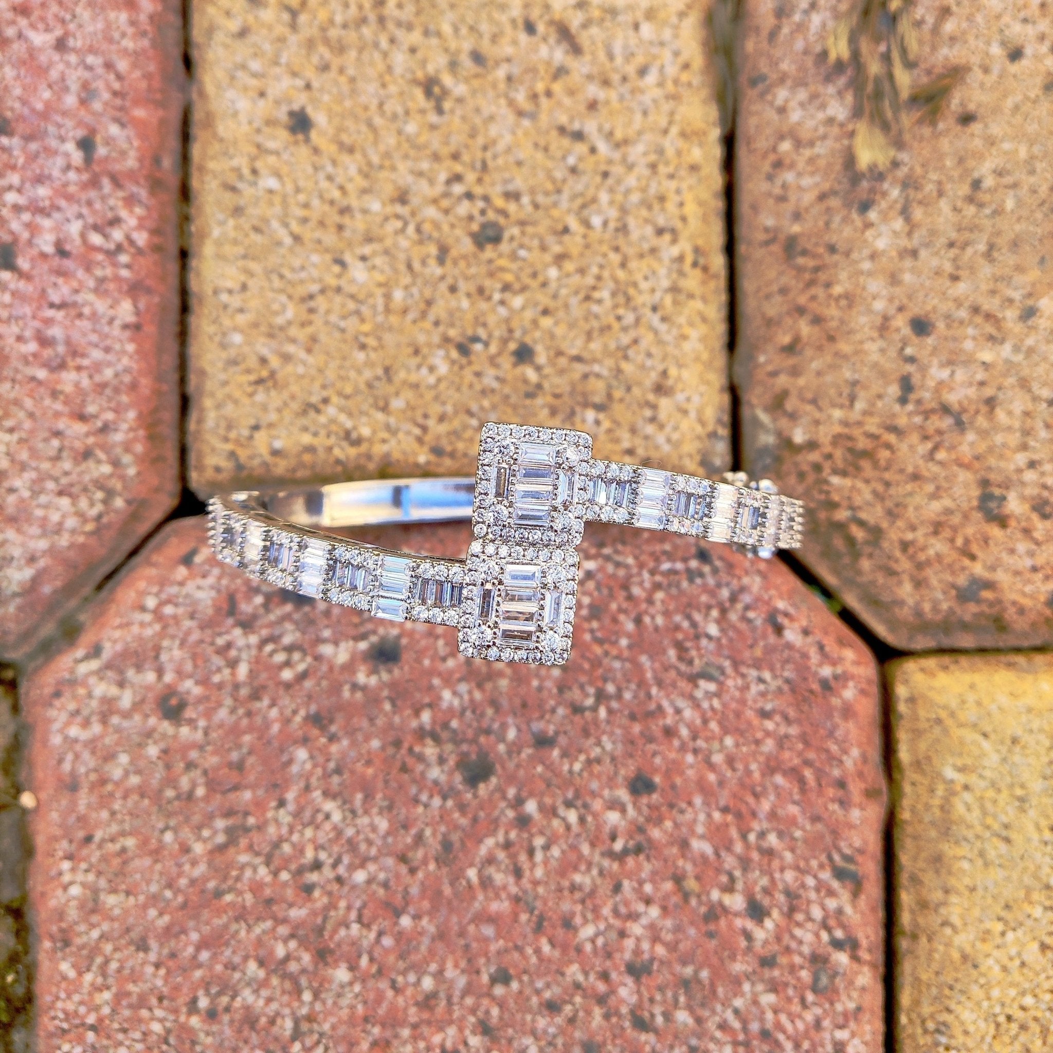 18k Gold Baguette Diamond Bangle Bracelet - Drip Culture Jewelry