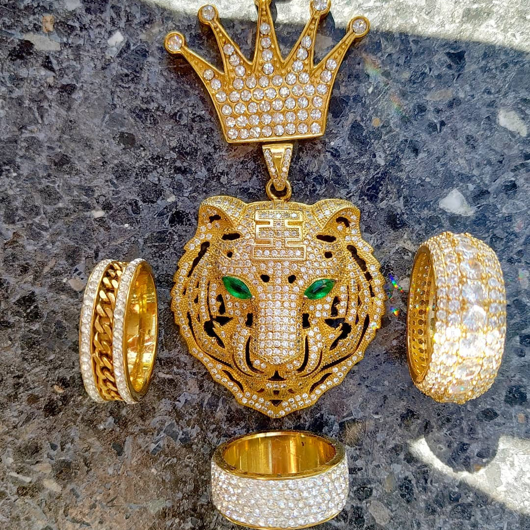 18K Gold Icy Emerald Eye Tiger - Drip Culture Jewelry