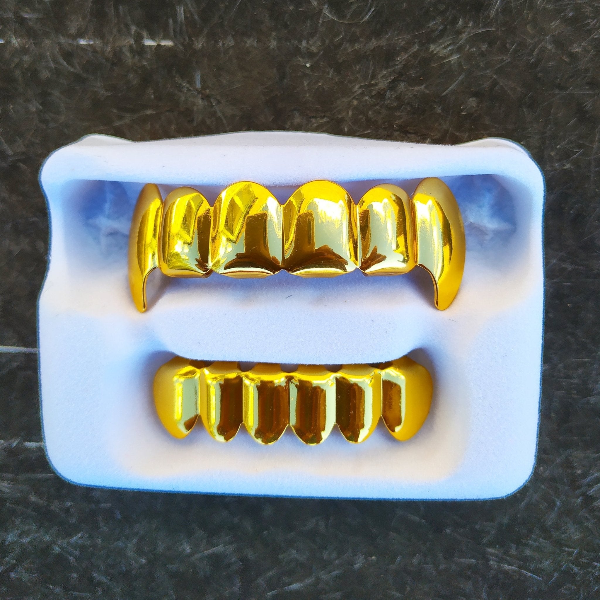 18K Gold Vampire Grillz - Drip Culture Jewelry