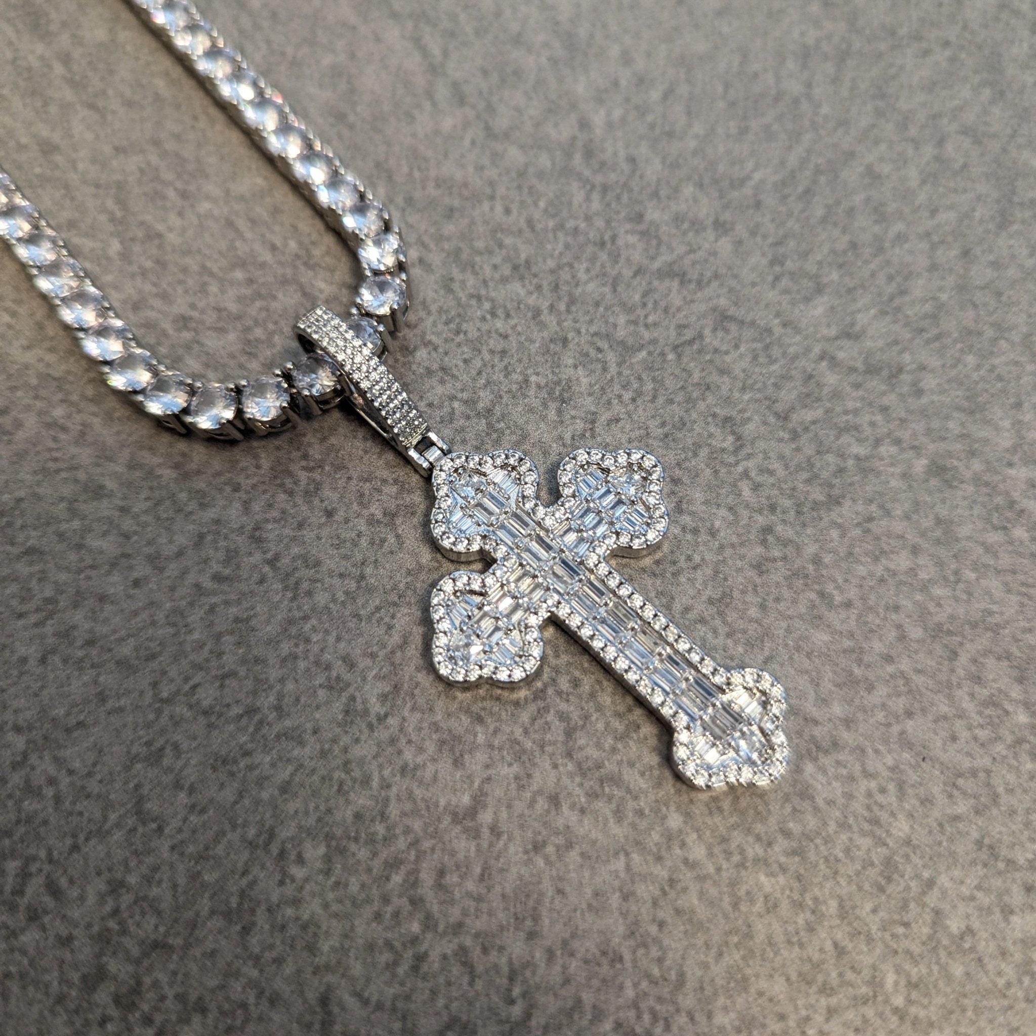 18k Gold Baguette Diamond Cross Pendant - Drip Culture Jewelry