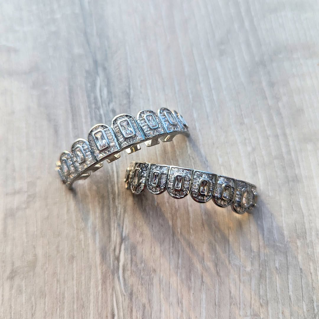 18K Gold Baguette Diamond Grillz - Drip Culture Jewelry