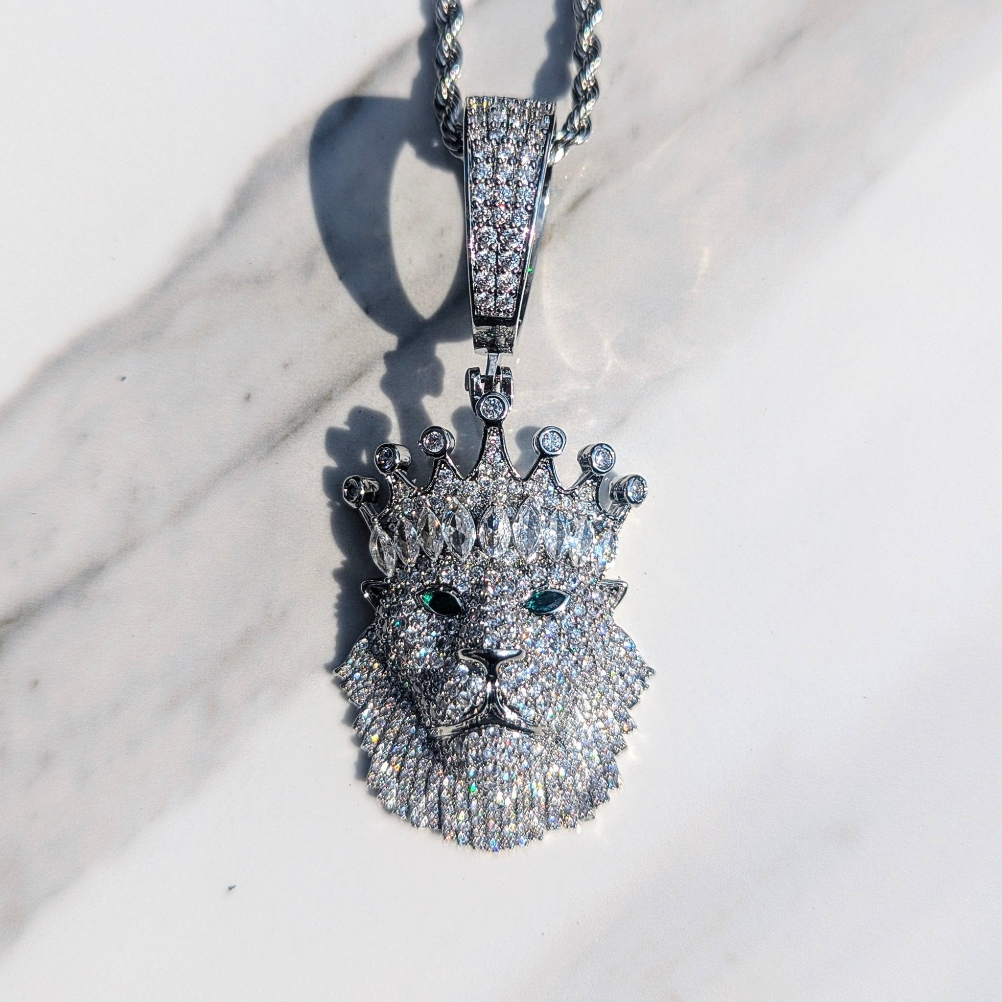 18k Gold Diamond King Lion - Drip Culture Jewelry