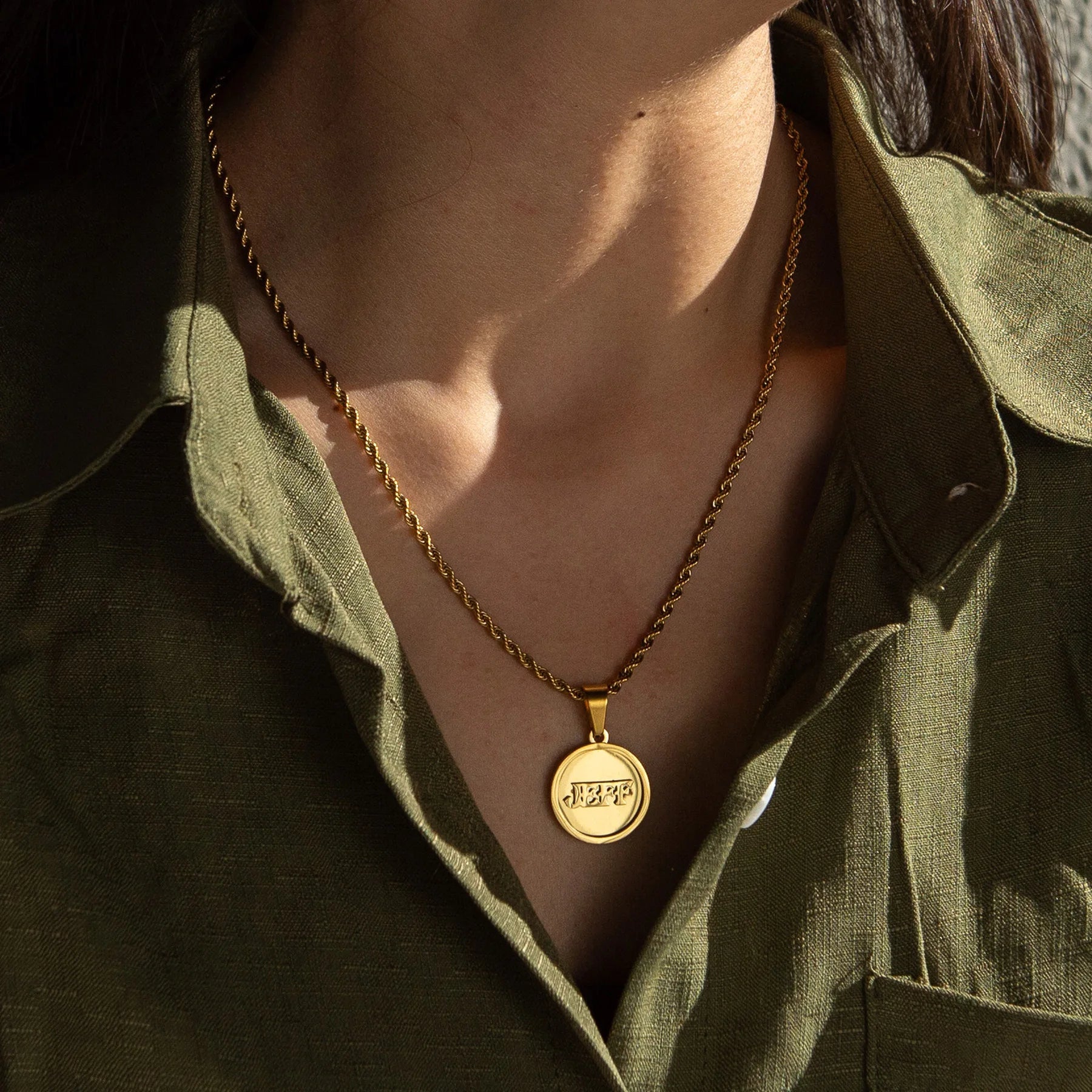 Custom 18k Gold Circle Pendant - Drip Culture Jewelry