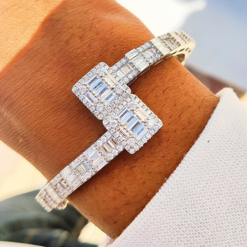 18k Gold Baguette Diamond Bangle Bracelet - Drip Culture Jewelry