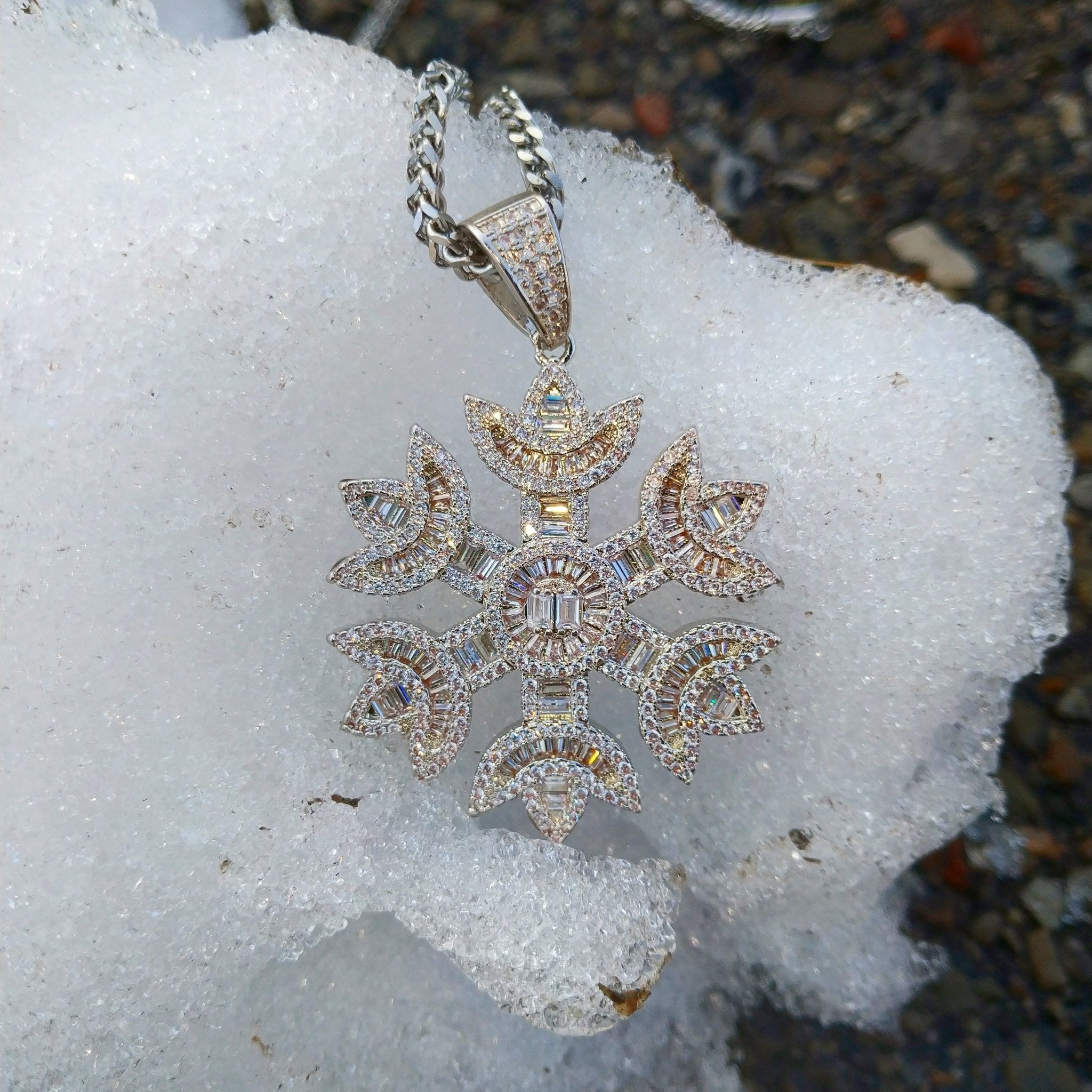 18k Gold Baguette Diamond Snowflake - Drip Culture Jewelry