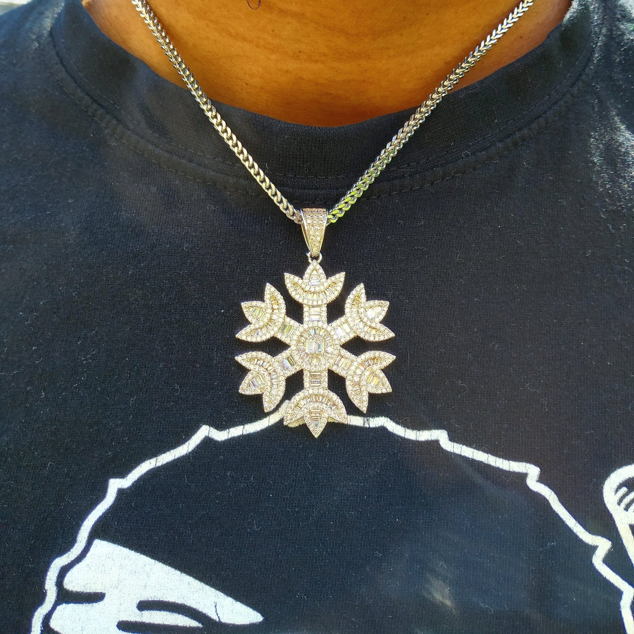 18k Gold Baguette Diamond Snowflake - Drip Culture Jewelry