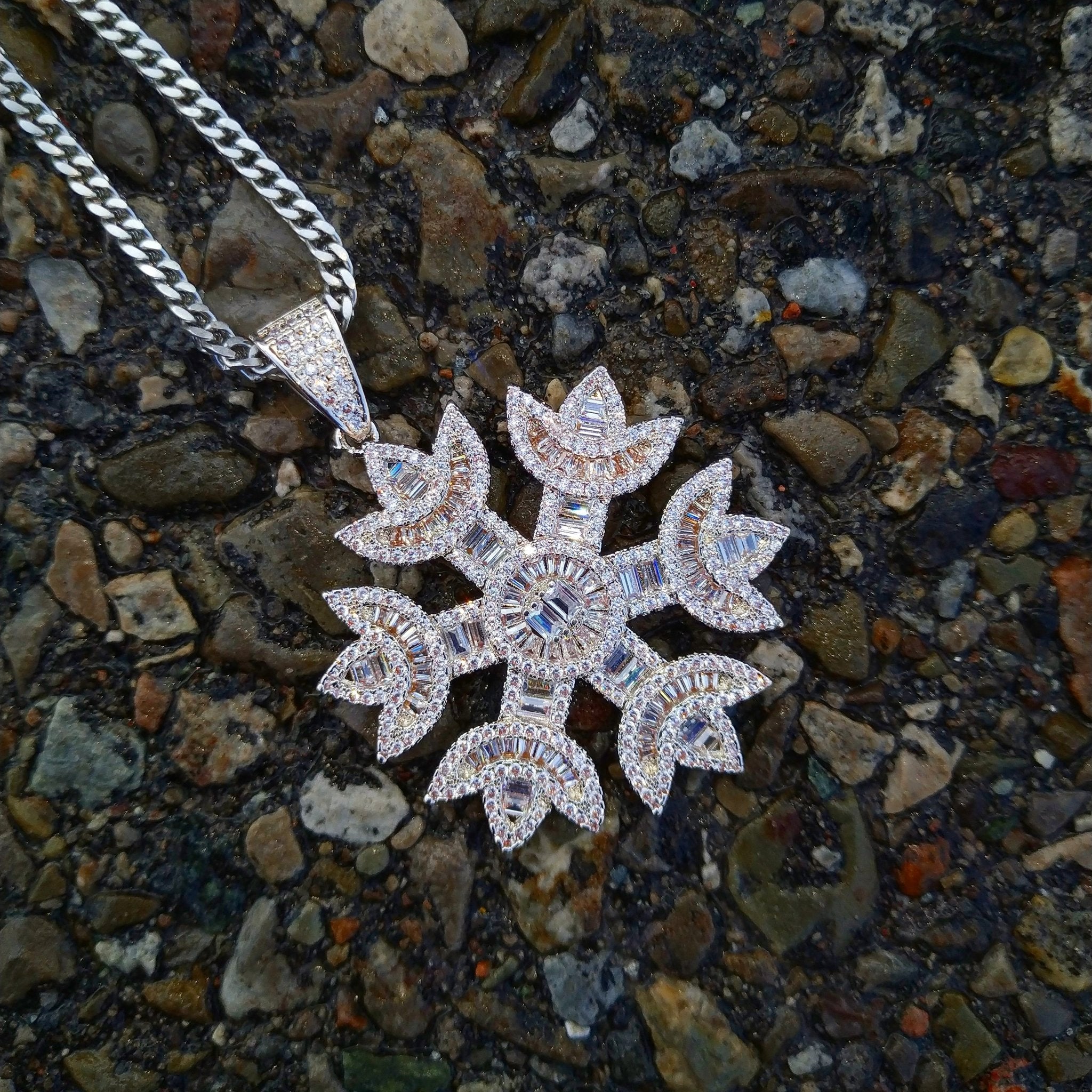 18k Gold Baguette Diamond Snowflake - Drip Culture Jewelry
