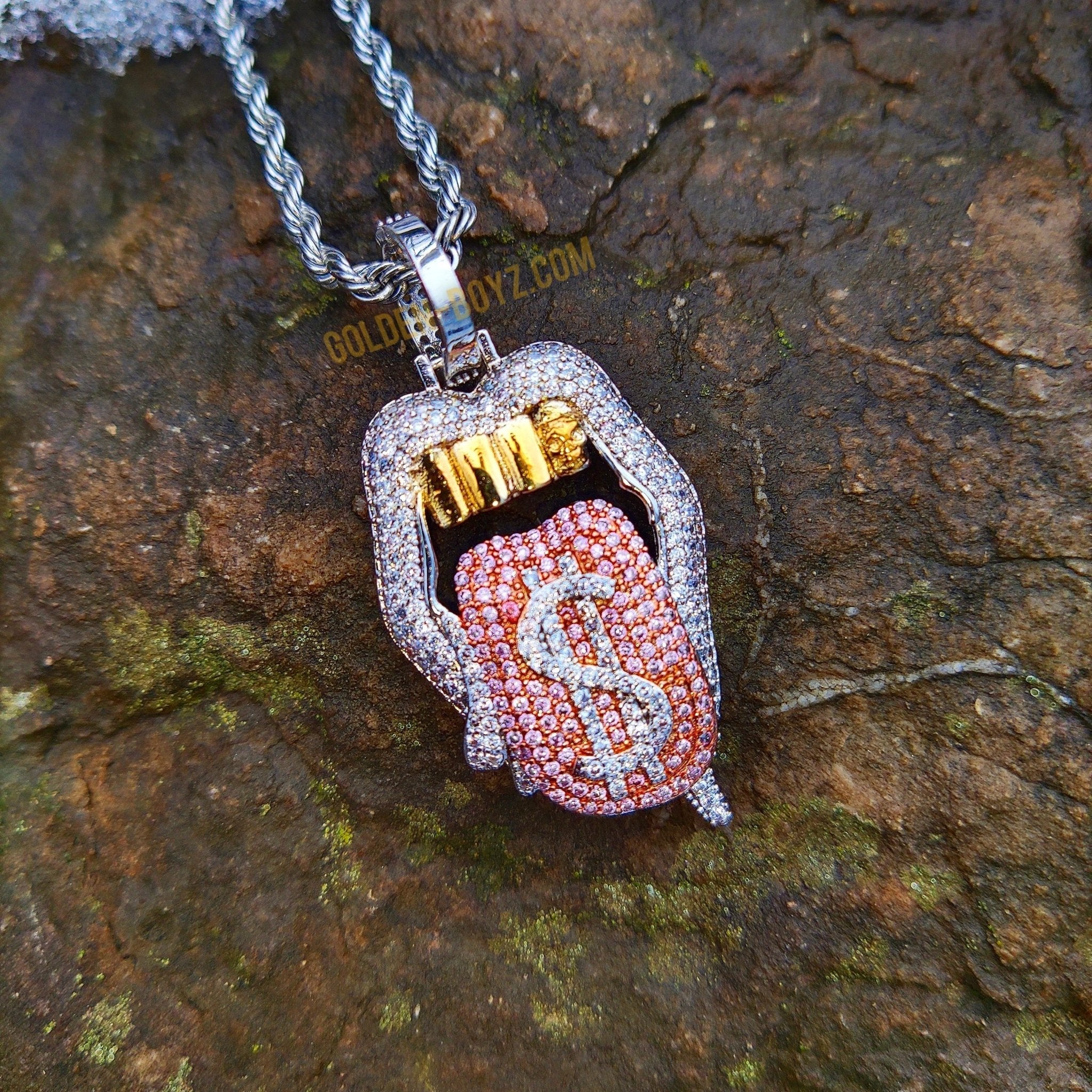 18K Gold Diamond Tongue - Drip Culture Jewelry